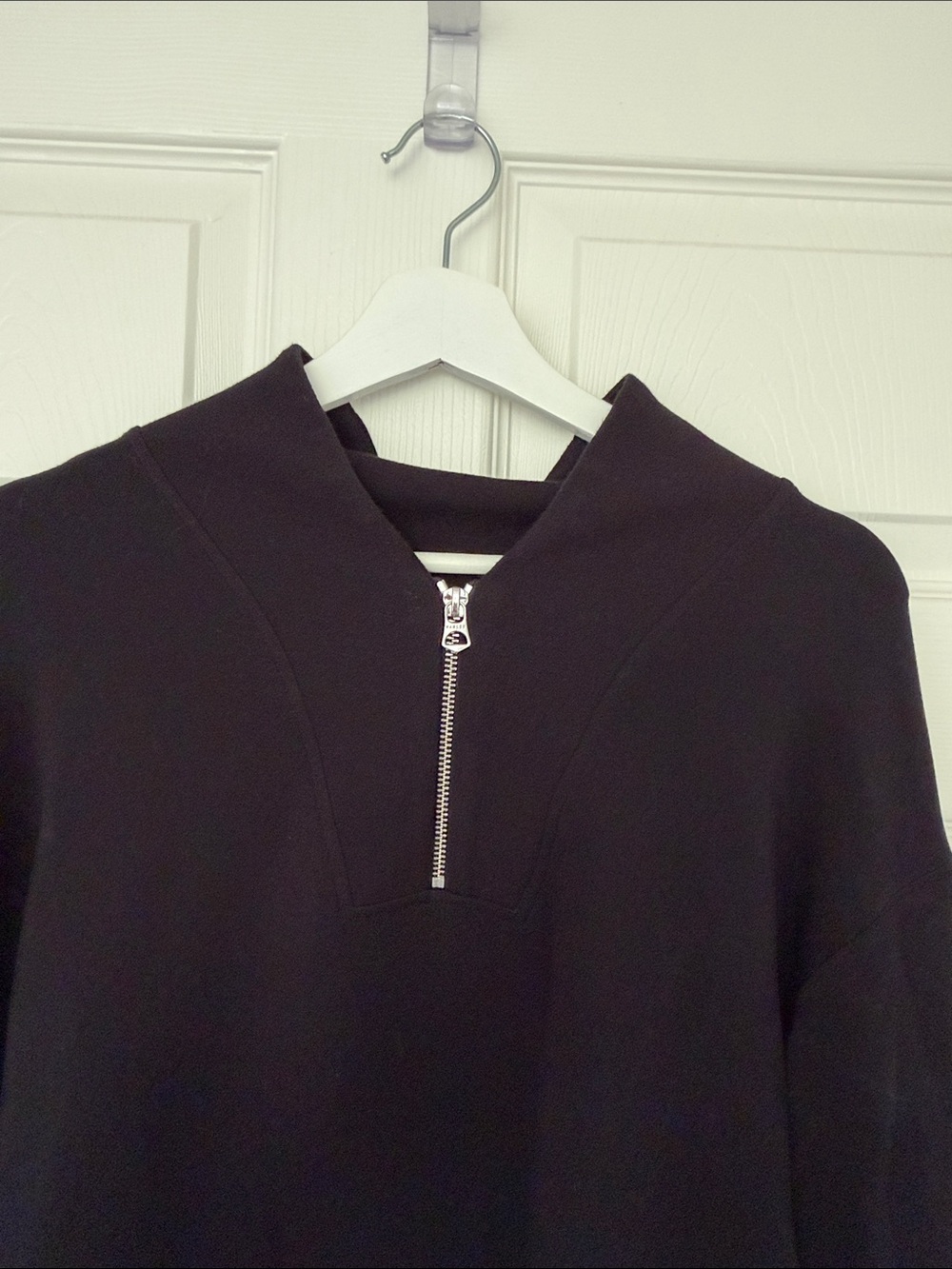Varley Black Half-Zip Hoodie - Picture 4 of 6